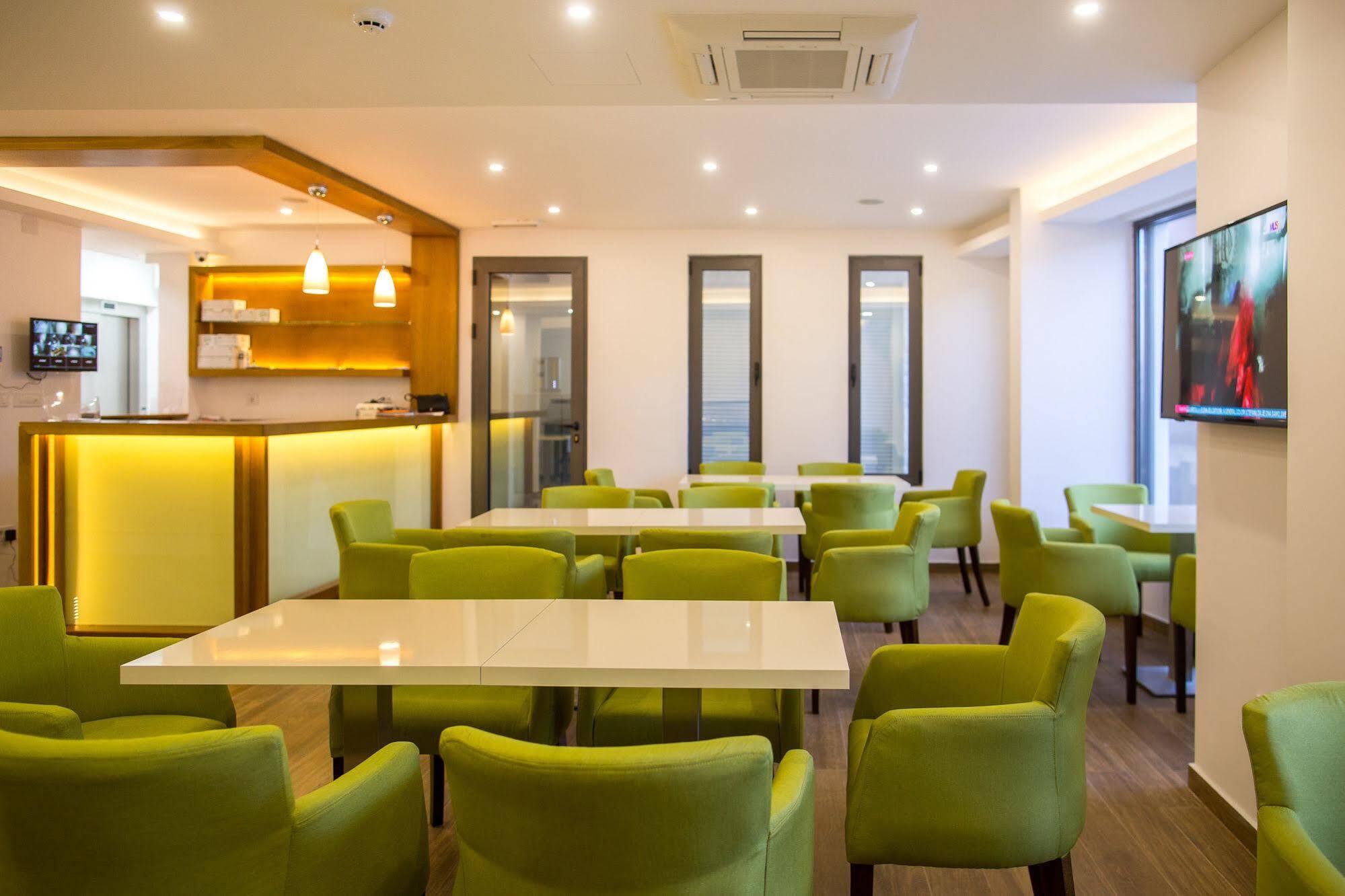 Garni Hotel Arka Budva Eksteriør bilde